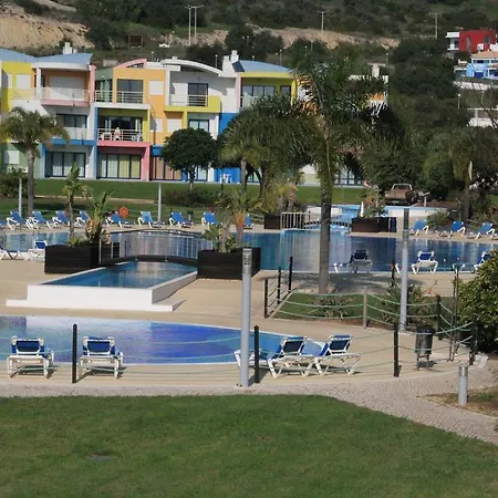 Marina De Village *